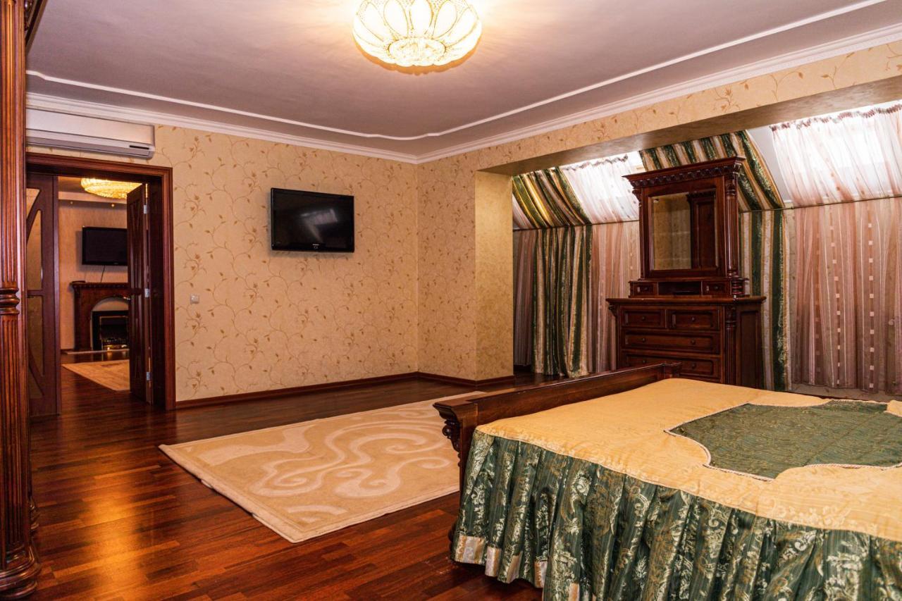 Olymp Hotel Ujgorod Dış mekan fotoğraf