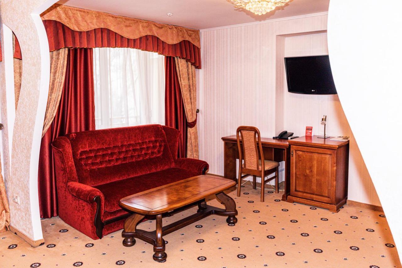 Olymp Hotel Ujgorod Dış mekan fotoğraf