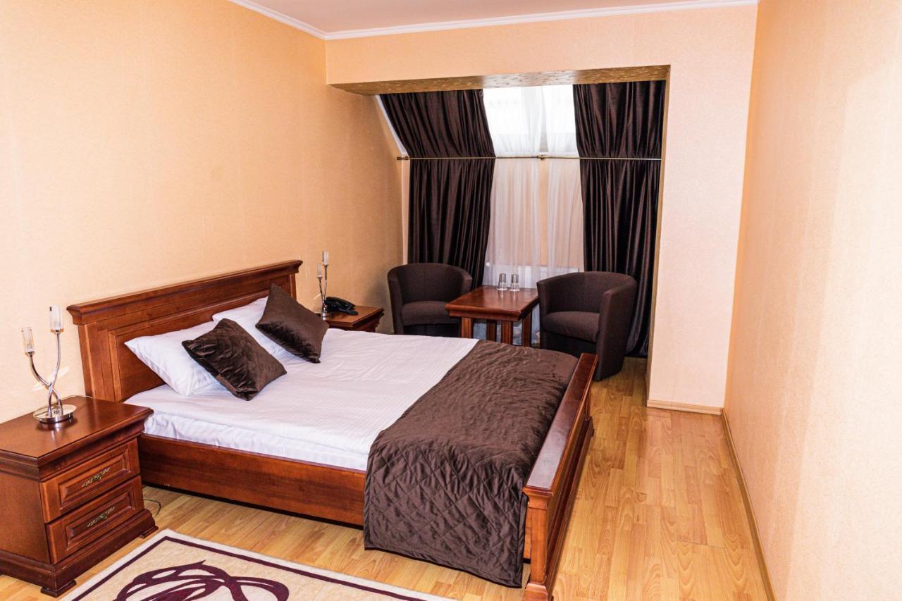 Olymp Hotel Ujgorod Dış mekan fotoğraf