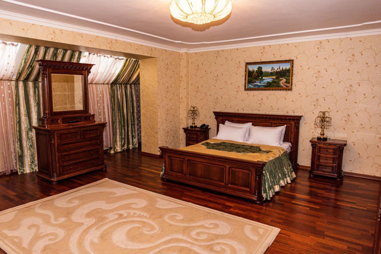 Olymp Hotel Ujgorod Dış mekan fotoğraf